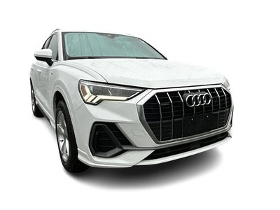 Audi Q3  2021 à North Vancouver, Colombie-Britannique