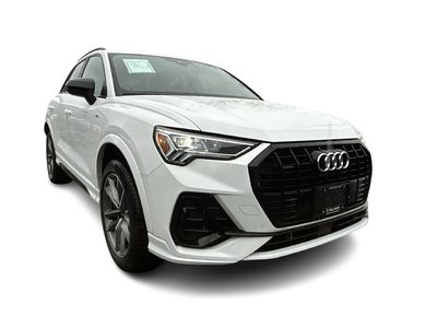Audi Q3  2024 à North Vancouver, Colombie-Britannique