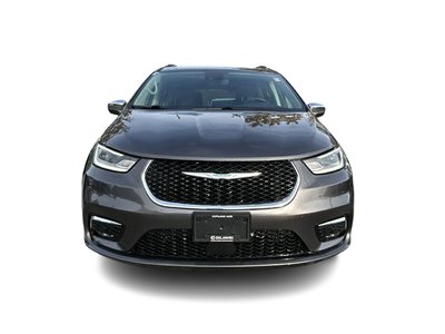 Chrysler Pacifica Hybrid  2021 à North Vancouver, Colombie-Britannique