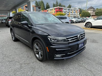 2021 Volkswagen Tiguan Highline Just Arrived! Local, One Owner, Well-Equipped