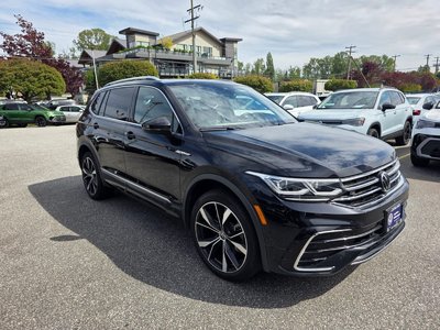 2022 Volkswagen Tiguan Highline R-Line 4MOTION Just Arrived! Local, One Owner, Hazelnut Interior