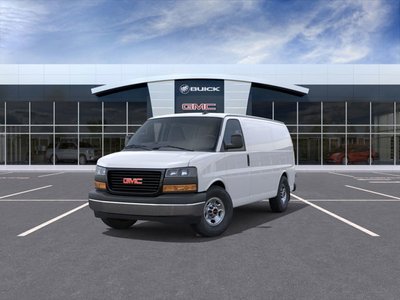 GMC Savana Cargo 2500 WT 135 2025