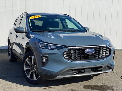 2024 Ford Escape Platinum | SunRoof | 360°Cam | Warranty to 2029 Clean CarFax | Dealer Serviced | Single Owner
