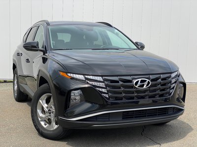 2024 Hyundai Tucson PREFERRED | Cam | USB | HtdWheel Clean CarFax |  Local Owner