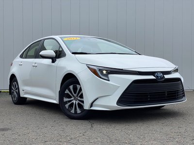 2023 Toyota Corolla HYBRID LE | Cam | USB | HtdSeat | Warranty to 2031 Clean CarFax | Local One Owner | Low KMs