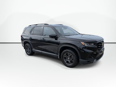 2025 Honda Pilot TrailSport | Sunroof | Leather | Cam Clean Carfax | Warranty to 2029 | One Owner