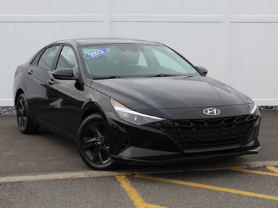 2022 Hyundai Elantra Hybrid Preferred | HtdSeat | Cam | USB | Warranty to 2030 Local Trade | Clean Carfax | Well Maintained