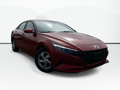 2022 Hyundai Elantra Essential | Cam | HtdSeat | Bluetooth | USB | Aux Clean Carfax | Well Maintained