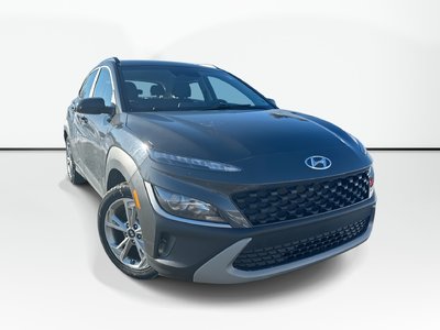2023 Hyundai Kona Preferred | HtdSeat | Cam | Aux |Warranty to 2028 Clean Carfax | Well Maintained