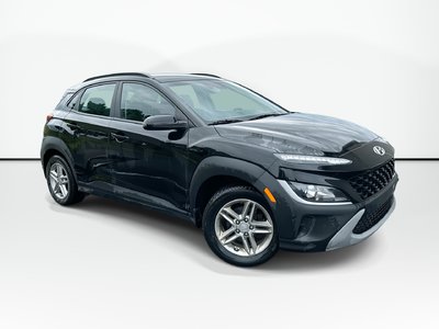 2023 Hyundai Kona Essential | Cam | HtdSeat | Warranty to 2027 Clean Carfax | Local One Owner