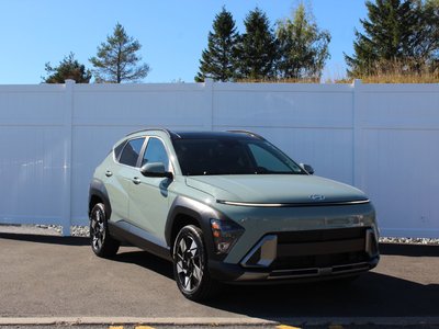 2024 Hyundai Kona Preferred Trend | Lthr | Roof | Warranty to 2029 Clean Carfax | Well Maintained