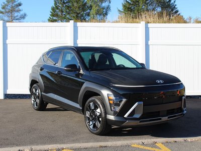 2024 Hyundai Kona Preferred Trend | Lthr | Roof | Warranty to 2029 Clean Carfax | Well Maintained