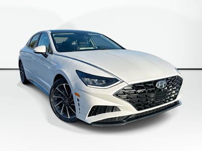 2020 Hyundai Sonata Luxury | Roof | Lthr | Cam | HtdSeat | Bluetooth Well Maintained | Local Trade