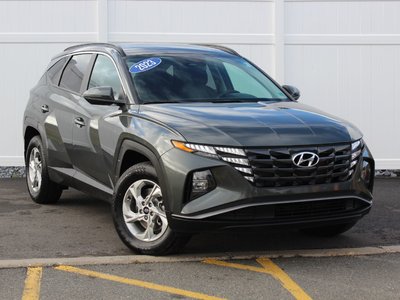 2023 Hyundai Tucson Preferred | HtdSeats | Cam | Warranty to 2028 Clean Carfax | Local One Owner