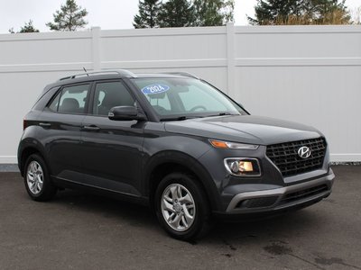 2024 Hyundai Venue Preferred | HtdSeats | Cam | Warranty to 2029 Local One-Owner | Clean Carfax