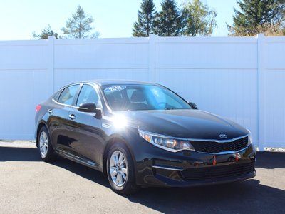 2018 Kia Optima LX | HtdSeats | Bluetooth | Aux | USB | Cruise Local Trade | Clean Carfax