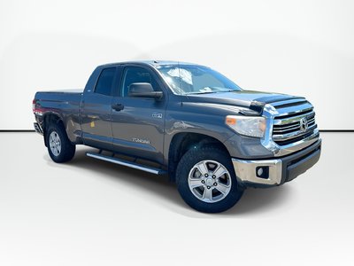 2017 Toyota Tundra SR5 PLUS | HtdSeats | Cam | Bluetooth | Aux | USB Clean Carfax | Well Maintained