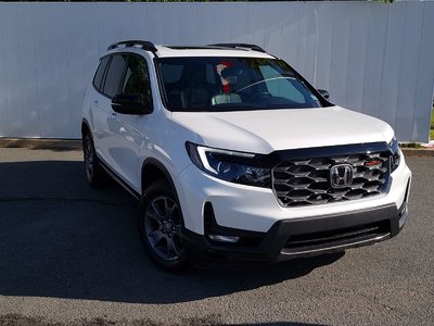 2024 Honda Passport TrailSport | Leather | Roof | Cam | USB | HtdWheel Warranty to 2029 | Dealer Serviced | Local One Owner | Clean CarFax