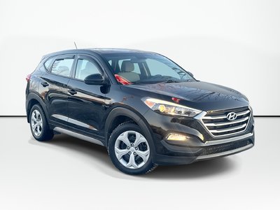 2017 Hyundai Tucson Essential | Cam | USB | HtdSeats Local One Owner | Clean CarFax Report