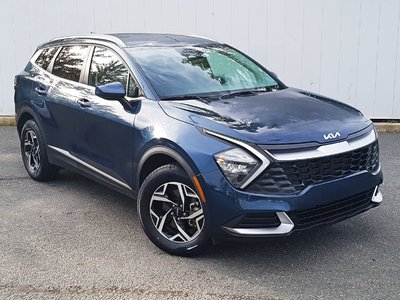 2024 Kia Sportage LX Cam | USB | HtdWheel | Bluetooth Clean CarFax | Warranty to 2029 | Dealer Serviced