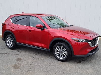 2025 Mazda CX-5 GS | Cam | USB | HtdWheel | Warranty to 2030 Clean CarFax | Low Kms