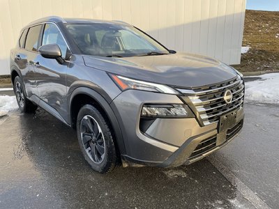 2024 Nissan ROGUE SV MOONROOF | Cam | USB | Warranty to 2030 One Owner | Certified Pre-owned