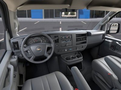 2025 Chevrolet Express Cargo 2500 in Dollard-des-Ormeaux, Quebec