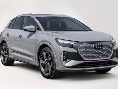 2022 Audi Q4 e-tron in Dollard-des-Ormeaux, Quebec
