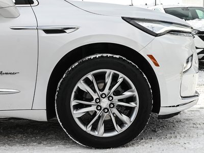 2022 Buick Enclave in Dollard-des-Ormeaux, Quebec