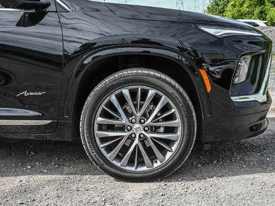 2025 Buick Enclave in Dollard-des-Ormeaux, Quebec