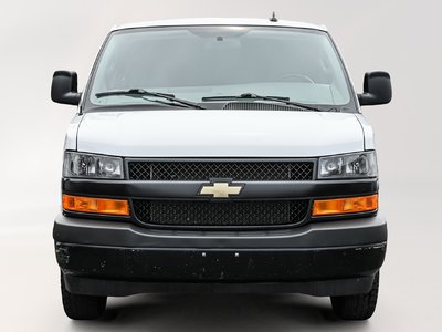 2023 Chevrolet Express Cargo Van in Dollard-des-Ormeaux, Quebec