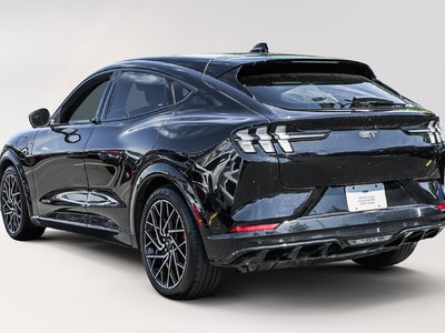 2022 Ford Mustang Mach-E in Dollard-des-Ormeaux, Quebec