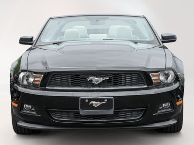2012 Ford Mustang in Montreal, Quebec