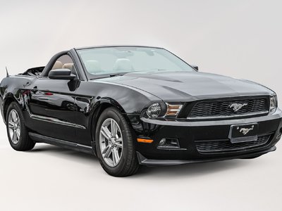 2012 Ford Mustang in Montreal, Quebec