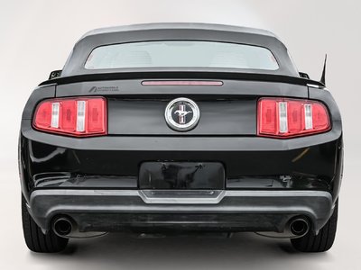 Ford Mustang  2012 à Dollard-des-Ormeaux, Québec