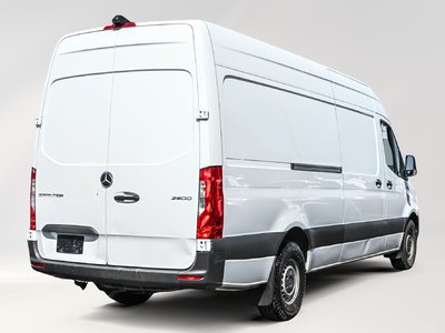 2022 Mercedes-Benz Sprinter Cargo Van in Dollard-des-Ormeaux, Quebec