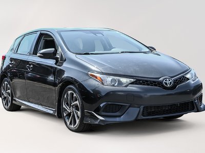 Toyota Corolla iM  2017 à Dollard-des-Ormeaux, Québec