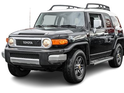 2011 Toyota FJ Cruiser in Montreal, Quebec