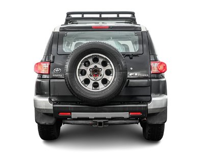 2011 Toyota FJ Cruiser in Montreal, Quebec