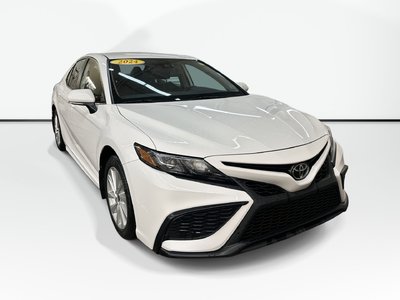 2024 Toyota Camry SE | Cam | USB | HtdSeats | Bluetoooth | XM Century Certified