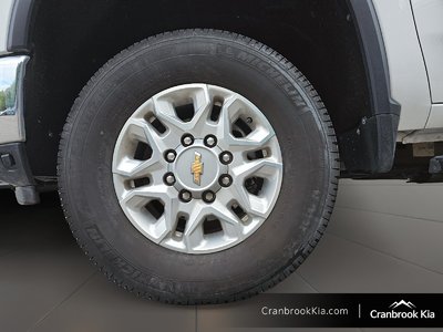 2025 Chevrolet Silverado 3500HD LT — photo 7