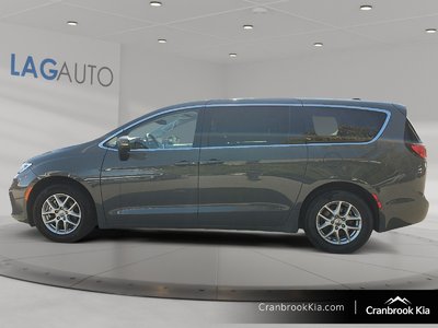 2023 Chrysler Pacifica Touring-L — photo 5