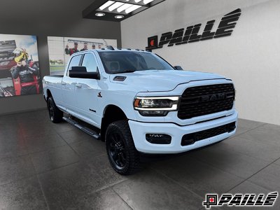 Ram 3500 BIG HORN NIGH EDITION 2022 SIEGES ET VOLANT CHAUFFANTS, AUDI ALPINE, PREP SELETTE, UCONNECT 5 AVEC NAVIGATION, BOITE DE 8 PIEDS
