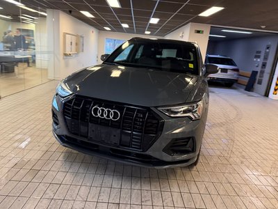 Audi Q3  2023 à Vancouver, Colombie-Britannique