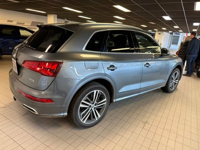 Audi Q5  2018 à Vancouver, Colombie-Britannique