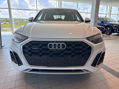 Audi Q5  2021 à Toronto, Ontario