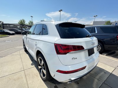Audi Q5  2024 à Calgary, Alberta