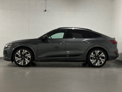 Audi Q8 e-tron  2024 à Vancouver, Colombie-Britannique