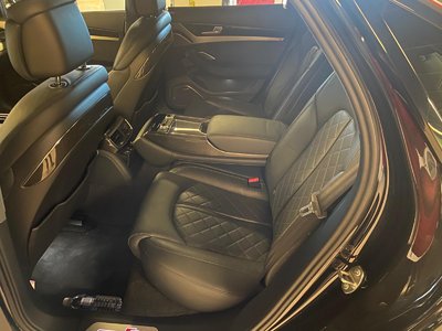 Audi S8  2015 à Vancouver, Colombie-Britannique