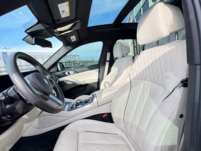 BMW X6  2024 à Calgary, Alberta